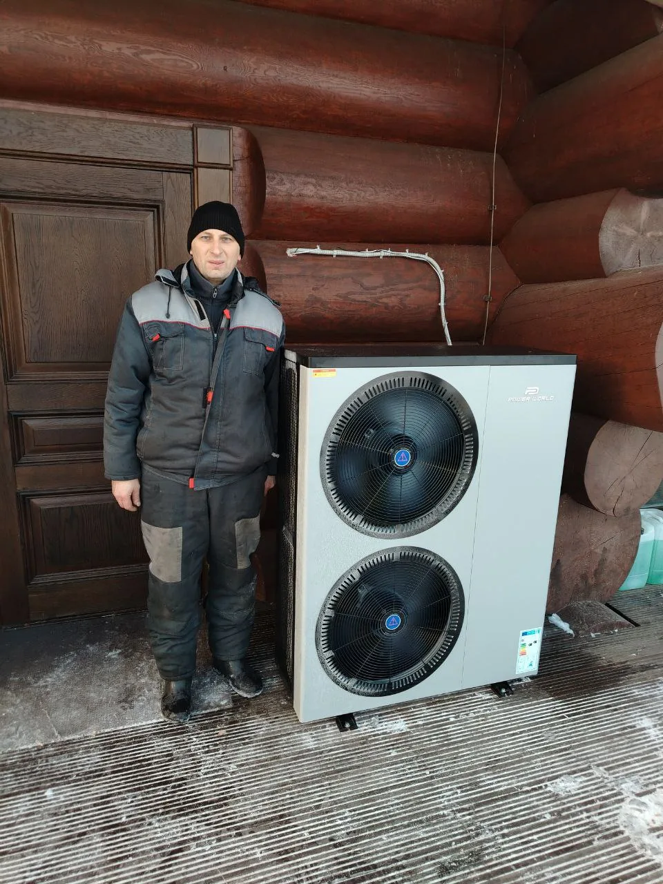 Тепловой насос Power World у бревенчатого дома — монтаж EVO-TERM